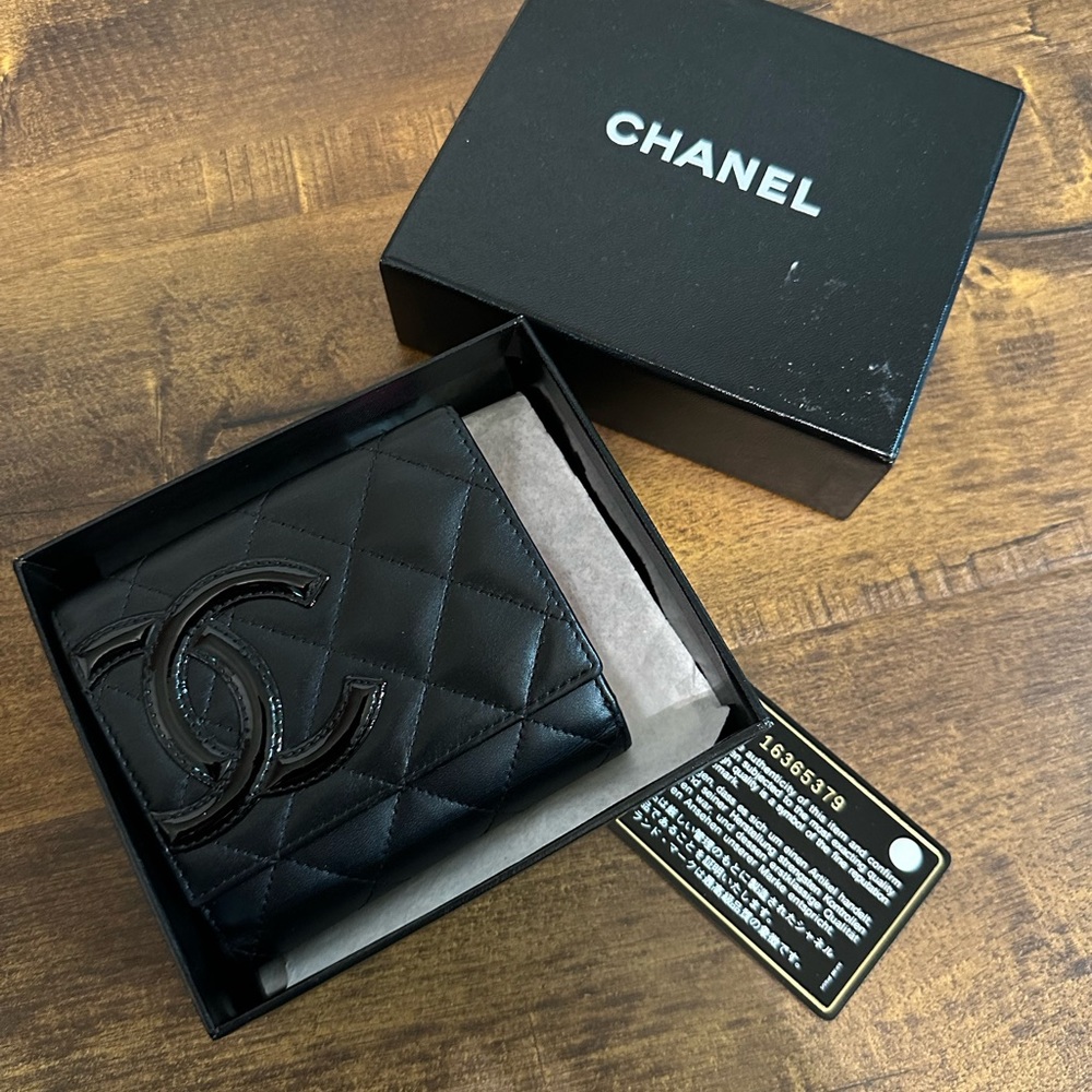 Chanel wallet